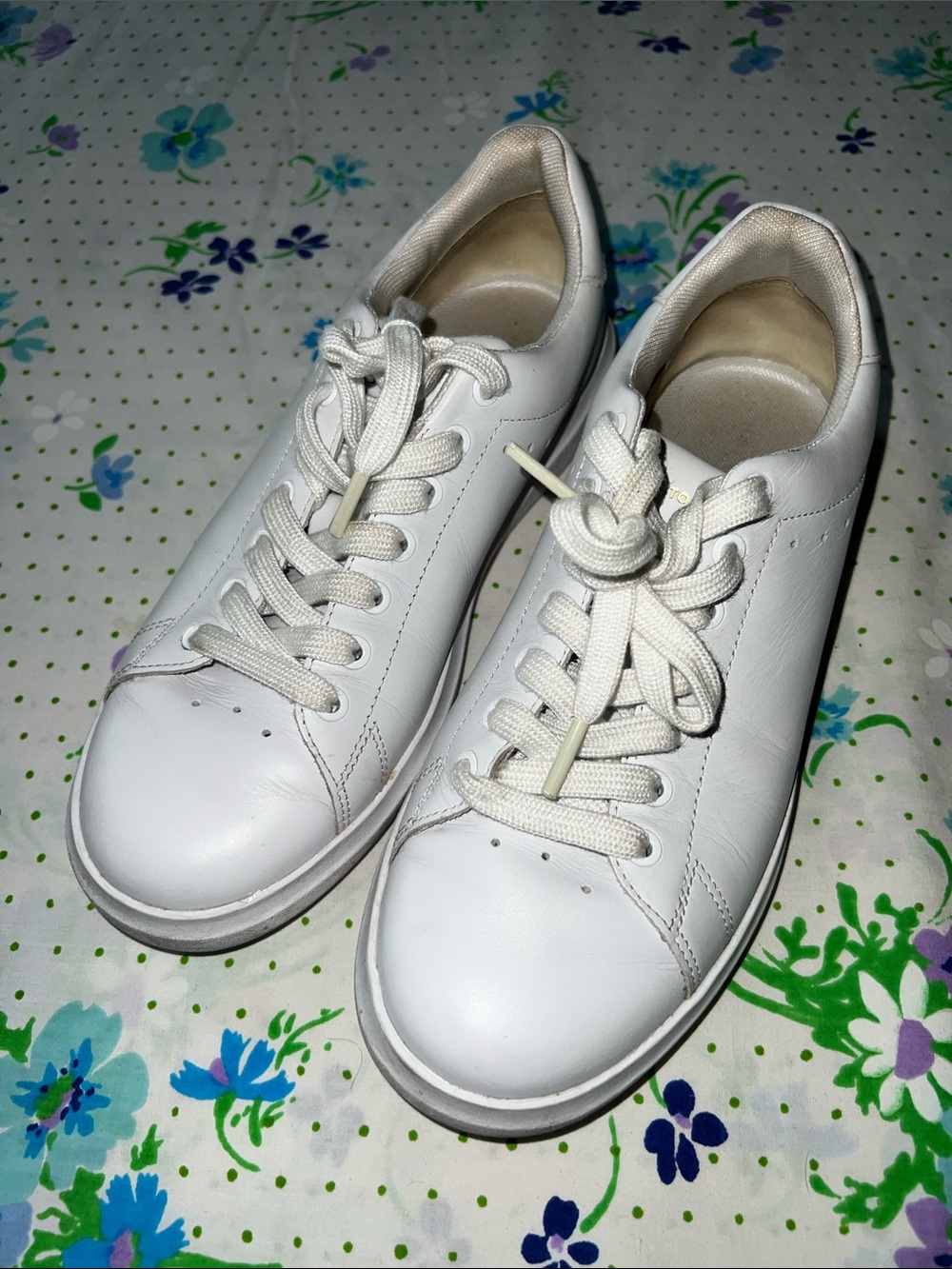 Tory Burch Leather Low Top Sneakers - 7.5